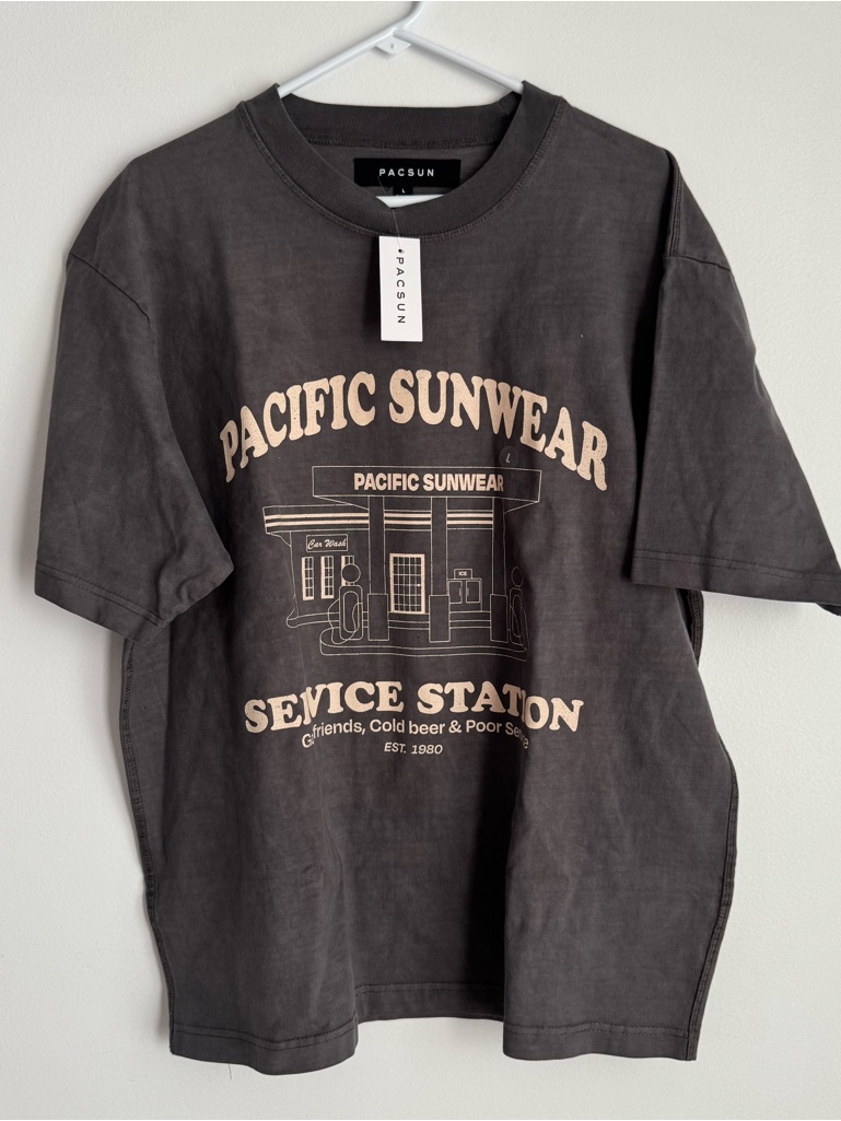 Pacsun Black Short-Sleeve Graphic Tee With Cream Print